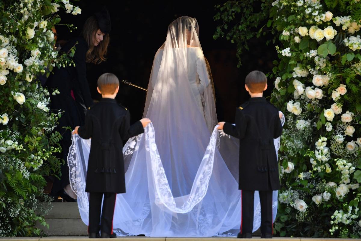 Какое королевское свадебное платье стало самым желанным в мире