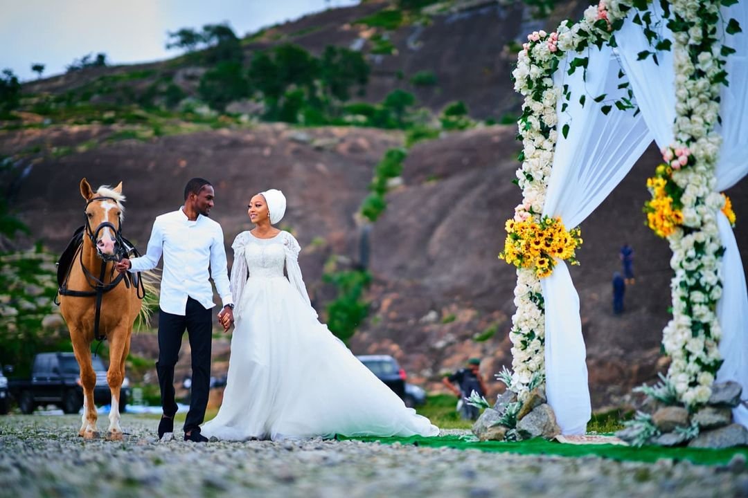 В Нигерии показали, что такое поистине королевская свадьба