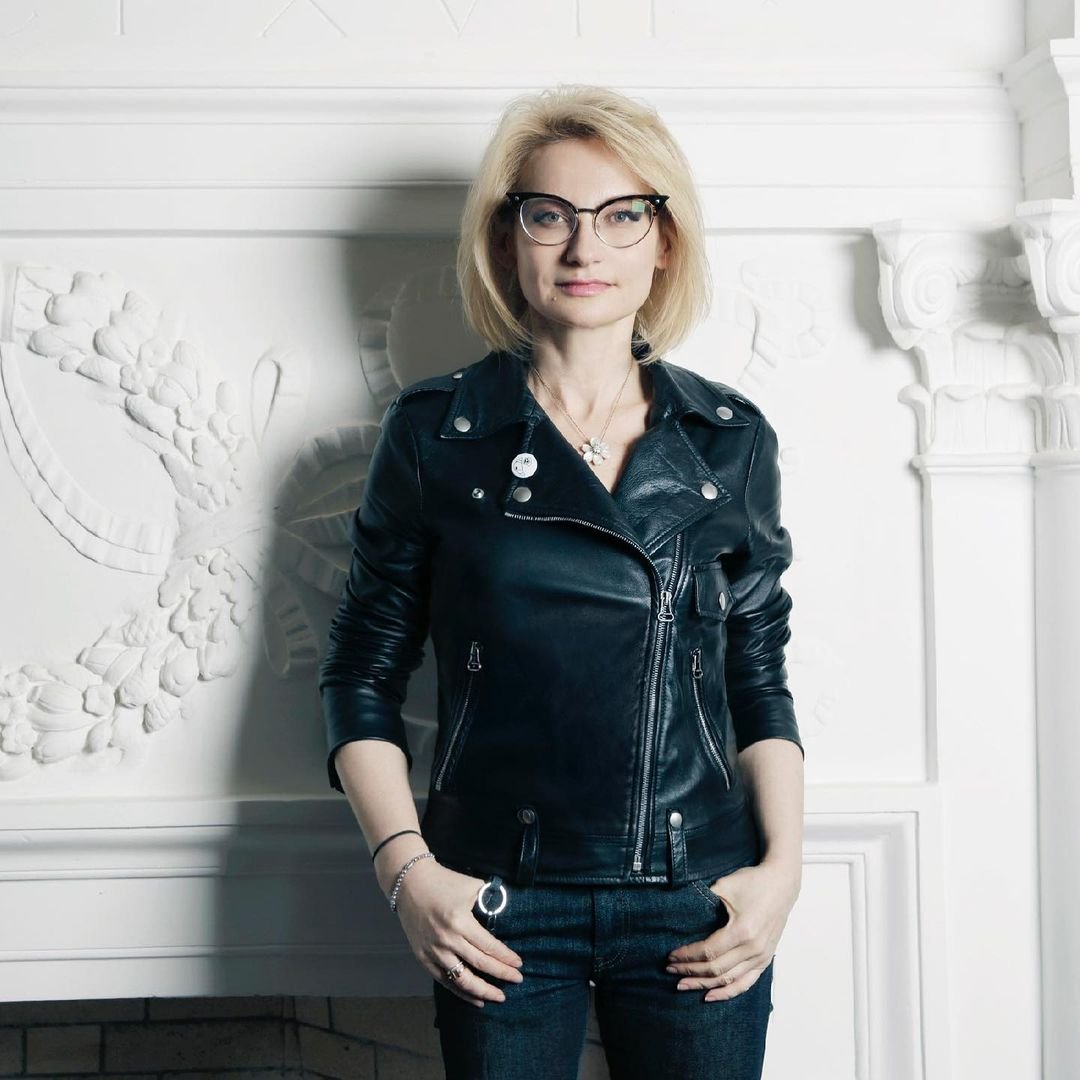 Провальные образы модного эксперта Эвелины Хромченко