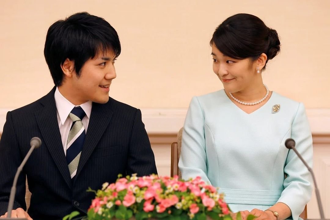 Японская принцесса хочет сбежать с женихом-простолюдином в США