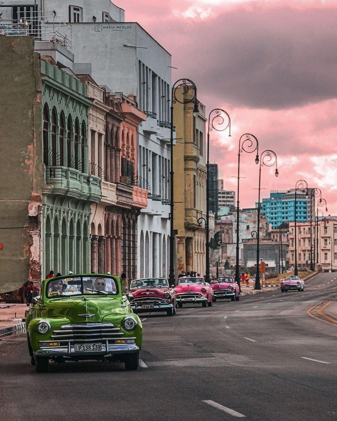 В Гаване много хороших мест, жилье доступное, с радостью поехал бы туда снова, рассказываю, как сейчас живут на Кубе