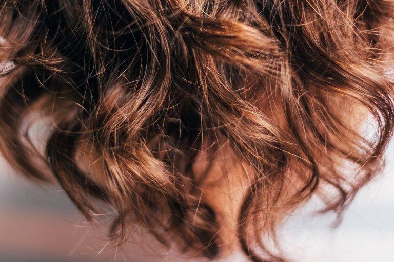 Трехминутный тест, который с точностью покажет состояние твоих волос